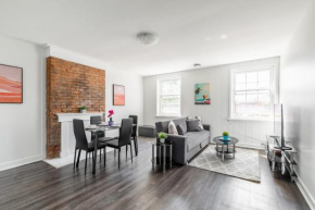 2BR Apt w Netflix - Close to Parks Harbour Shopping